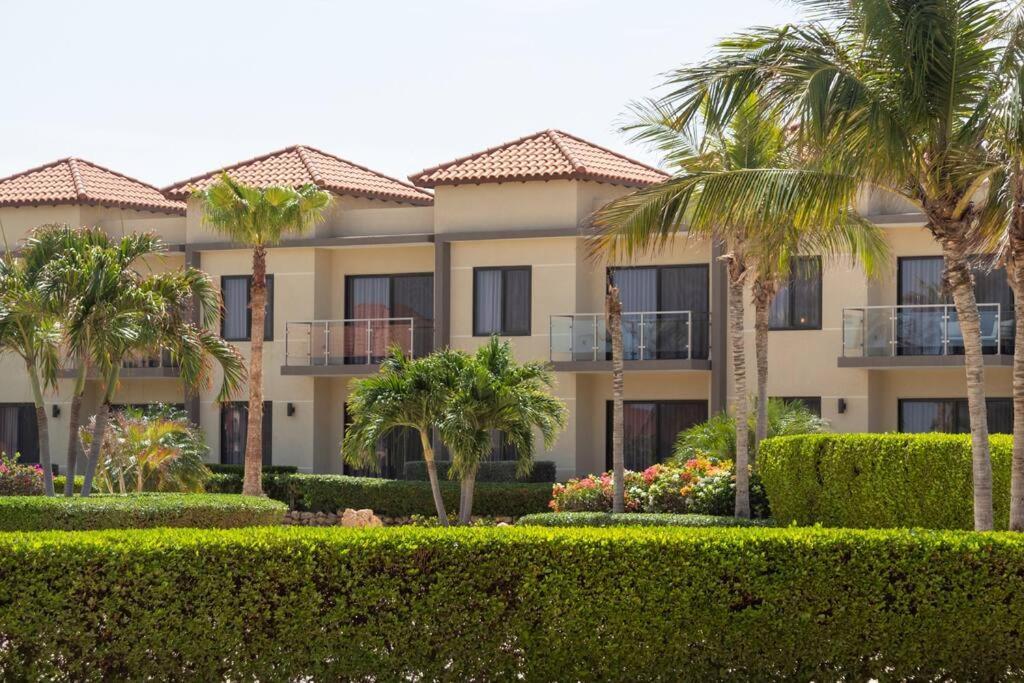 New! Cozy 1 Bedroom Condo- Gold Coast, Noord Aruba Palm Beach Exterior photo